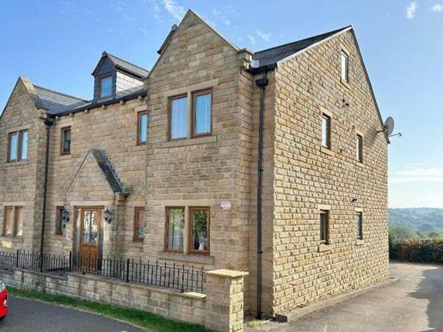 House for sale in Dodworth, South Yorkshire