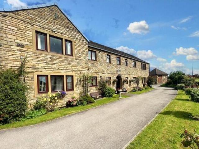 House for sale in Darfield, South Yorkshire