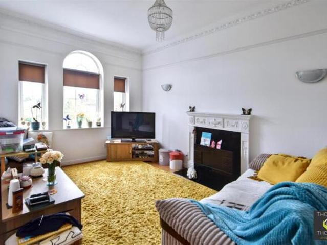 Flat for sale in Wotton Pitch, Gloucester