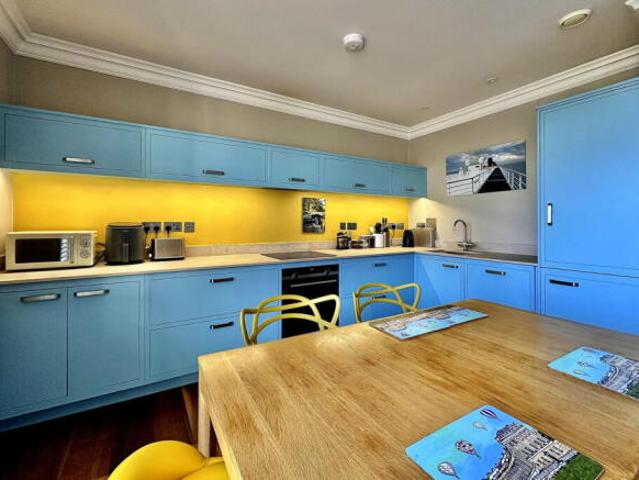 Flat for sale in Bathwick, Bath