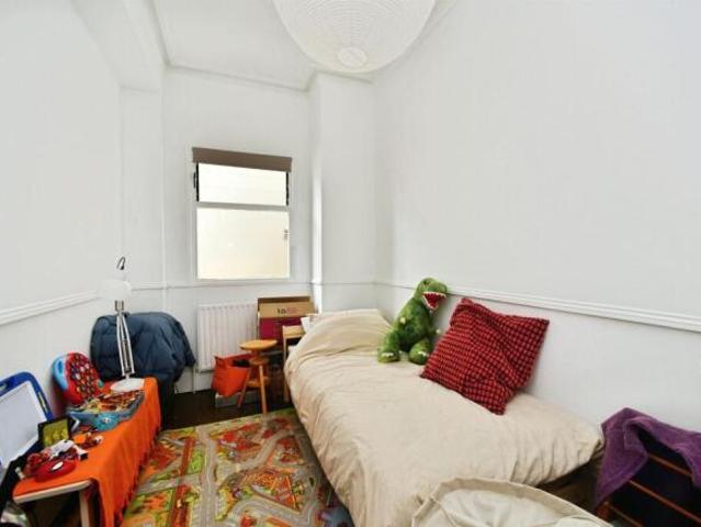 Flat for sale in Round Hill, Brighton & Hove