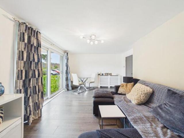 Flat for sale in West Mains, Barassie
