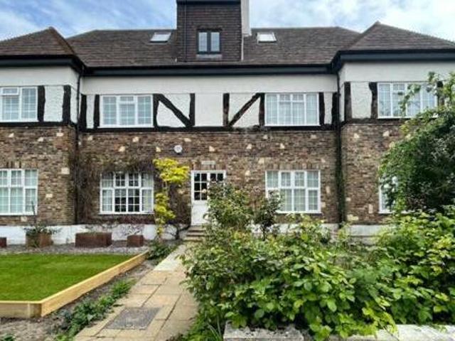 House for sale in Upchurch, Gillingham