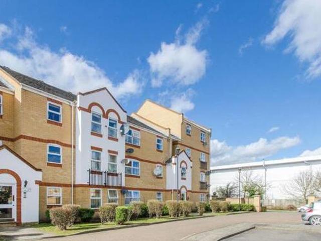 House for sale in Lyons, Greater London