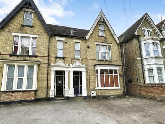 House for sale in Bedford