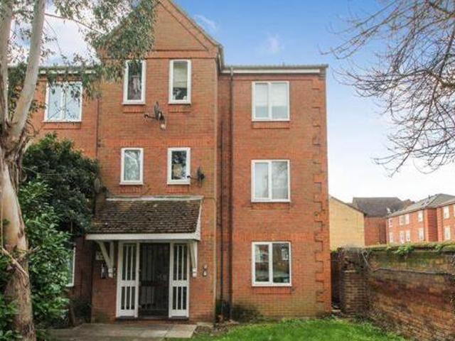 House for sale in Bedford