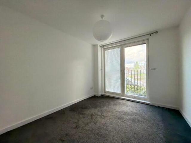 Flat for sale in Bedford