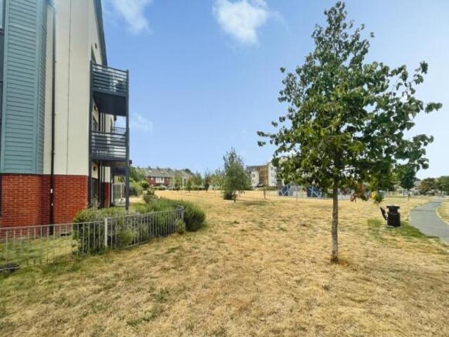 Flat for sale in Riverdene, Priest Down
