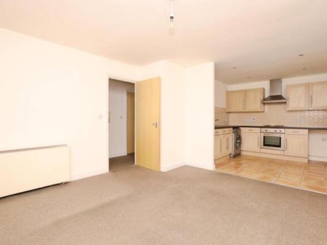 Flat for sale in Brayford, Lincolnshire