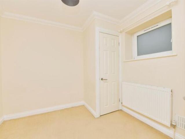 Flat for sale in Mount Wise