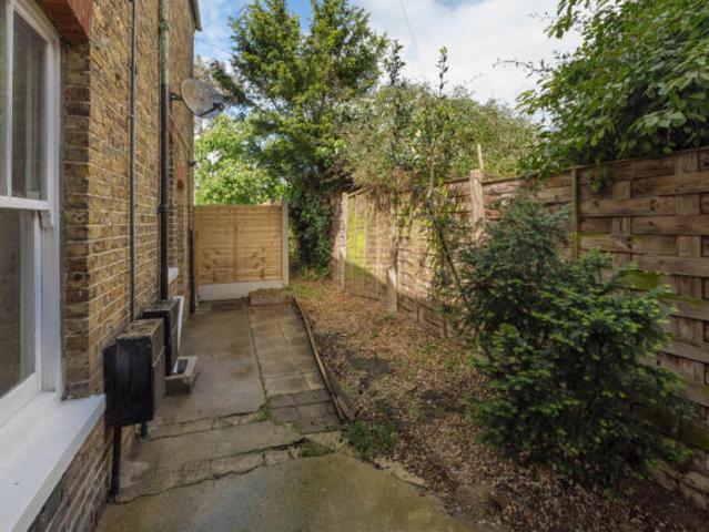 Flat for sale in Herne, Kent