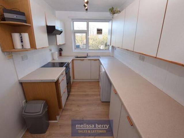 Flat for sale in Belvedere, Greater London