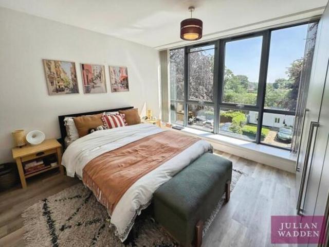Flat for sale in Georgia, Greater Manchester