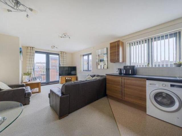 Flat for sale in Worcestershire