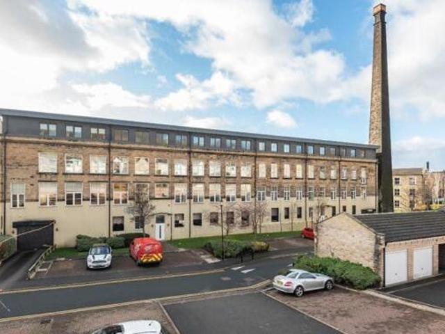 House for sale in Priestthorpe, Crossflatts