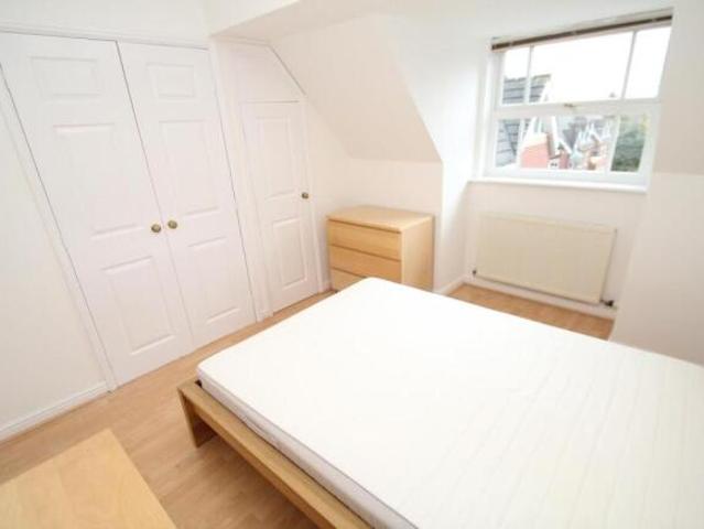 Flat for sale in Chapel Allerton, Leeds