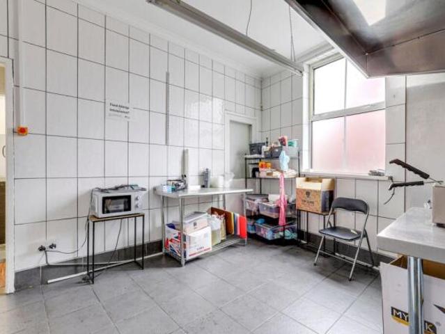 Flat for sale in Forest Fields, Haddon