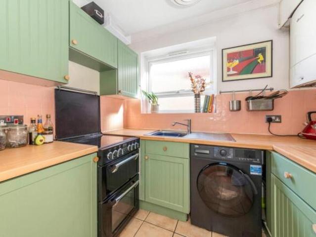 Flat for sale in Sydenham, Greater London