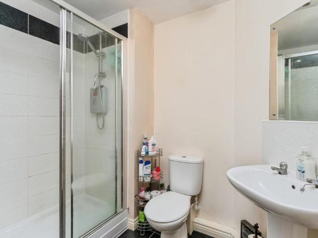 Flat for sale in Newtown, Two Mills