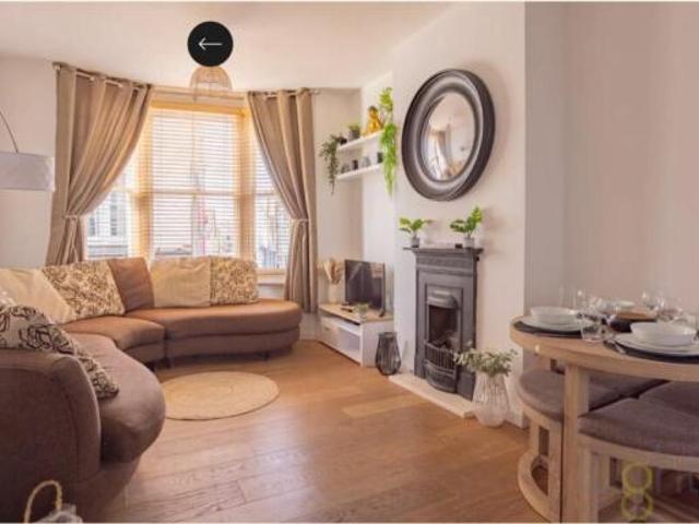 Flat for sale in Round Hill, Brighton & Hove