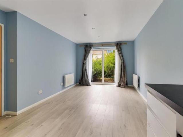 Flat for sale in Chesterton, Arbury