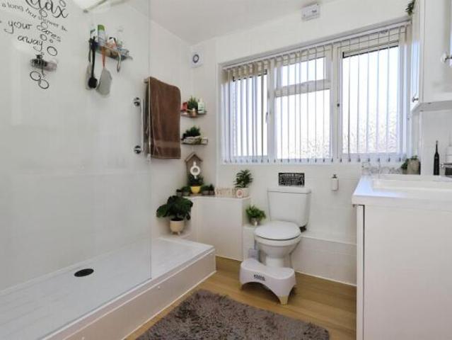 Flat for sale in Wednesfield, Wolverhampton