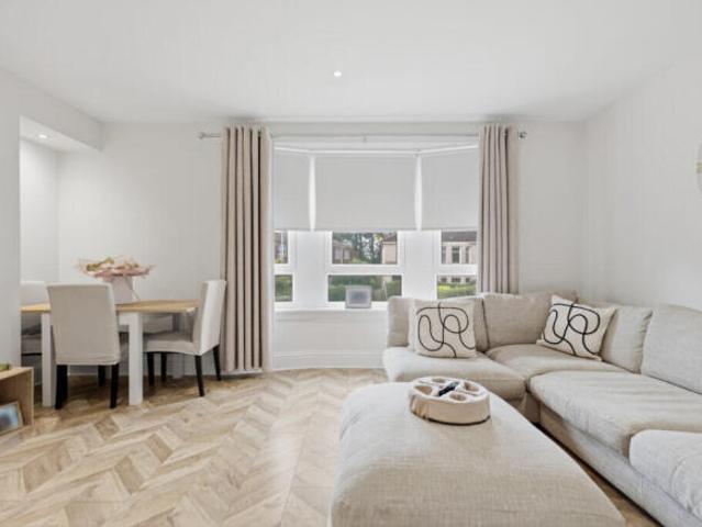 Flat for sale in Knightswood, Scotland