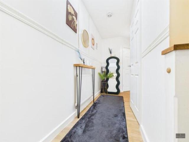 Flat for sale in Newcourt, Watergate