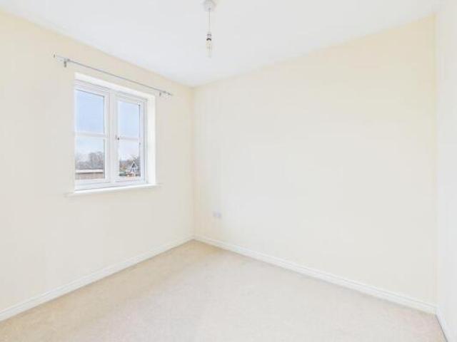 Flat for sale in Coney Hill, Gloucester