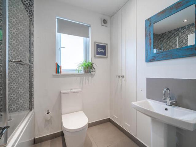Flat for sale in Cat Hill