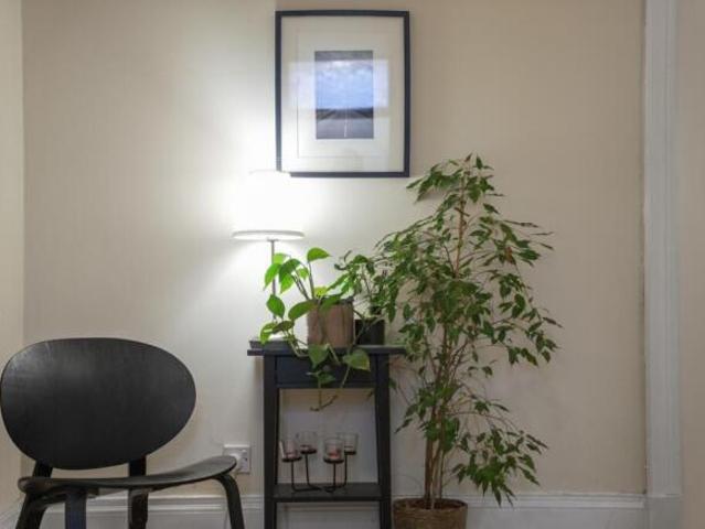 Flat for sale in Tollcross, Scotland