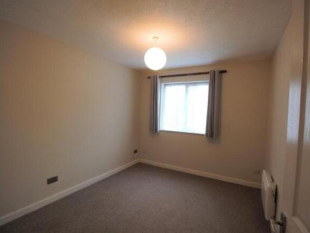 Flat for sale in Paradise, Lancashire