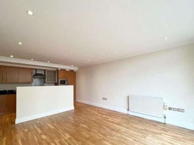 House for sale in Brentford End, Greater London