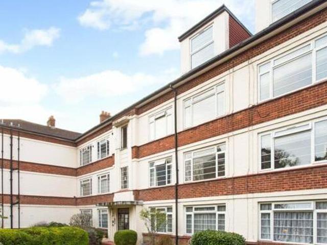 House for sale in Brentford End, Greater London