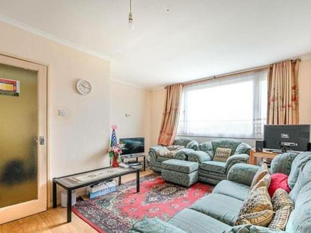 House for sale in Brentford End, Greater London
