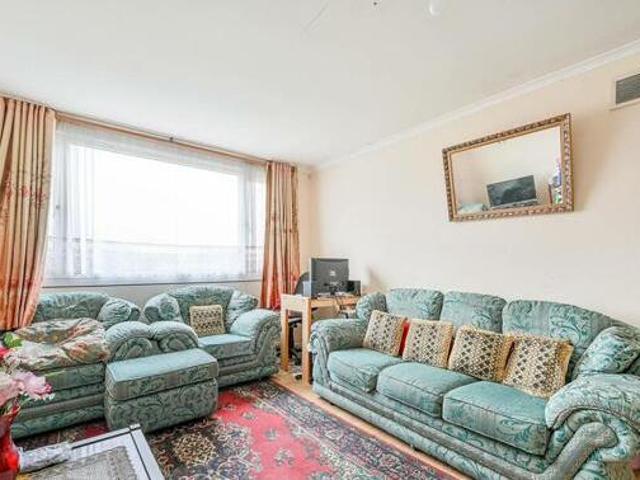 House for sale in Brentford End, Greater London