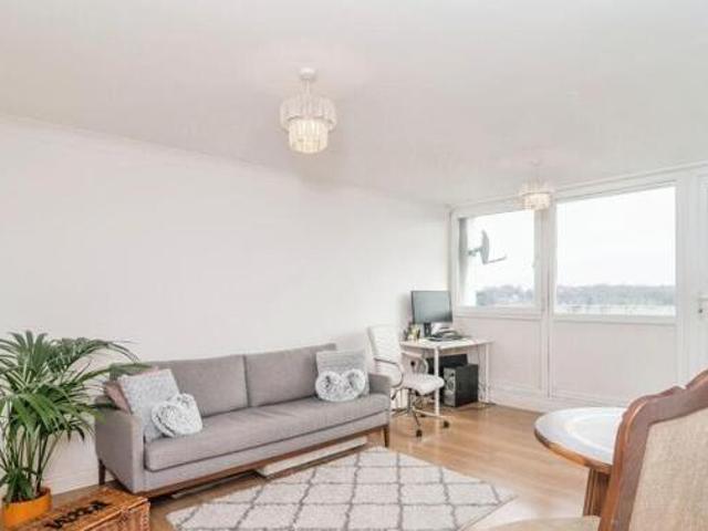 House for sale in Navestock Side, Essex