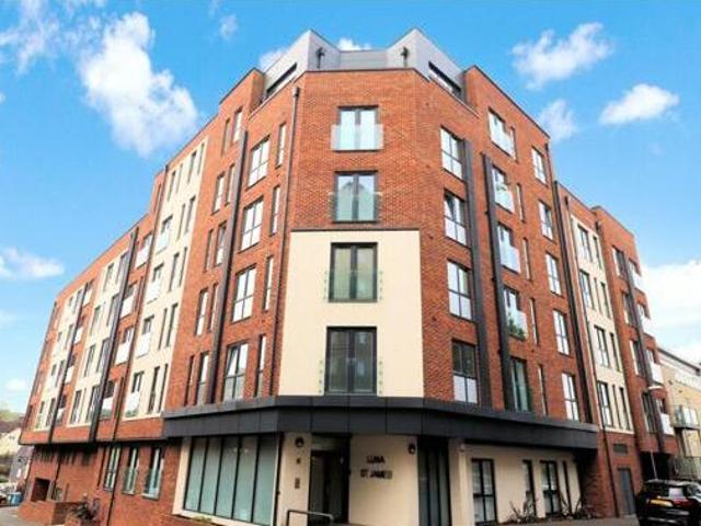 House for sale in Navestock Side