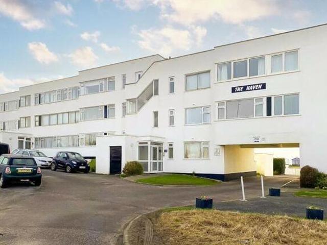 House for sale in Fishersgate, West Sussex