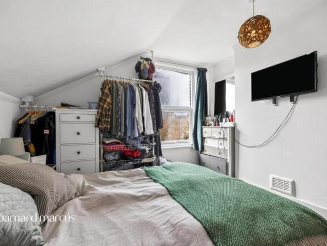 Flat for sale in Greater London