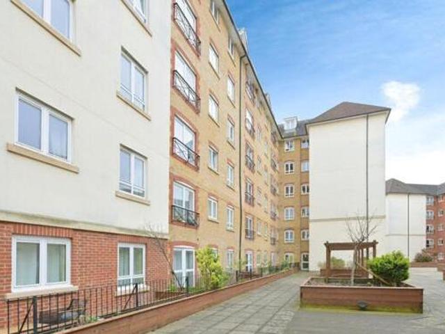 House for sale in Northampton, Northamptonshire