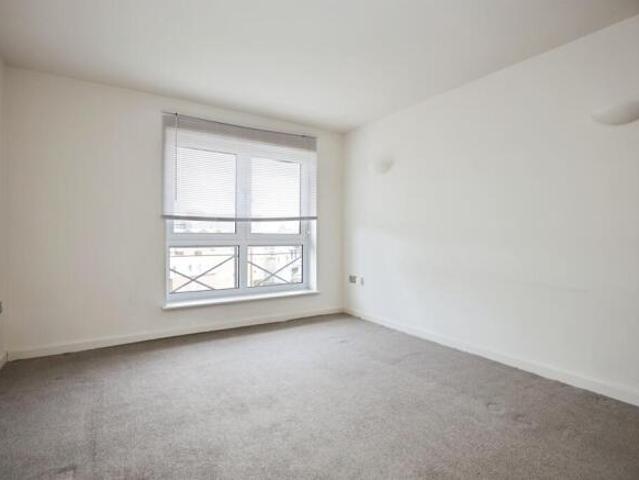 Flat for sale in Semilong, Northampton