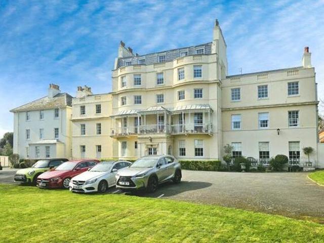 House for sale in Kingsgate, Thanet