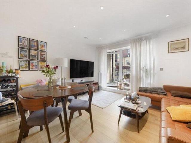 Flat for sale in Cat Hill