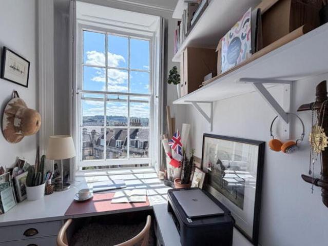 Flat for sale in Bath, West of England