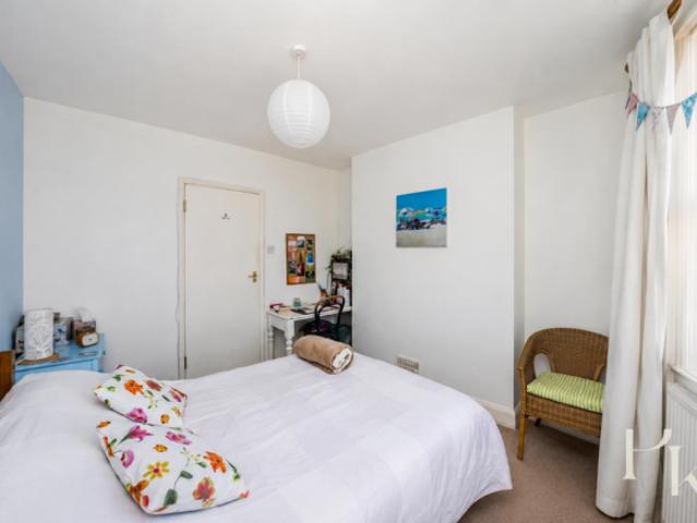 Flat for sale in Round Hill, Brighton & Hove
