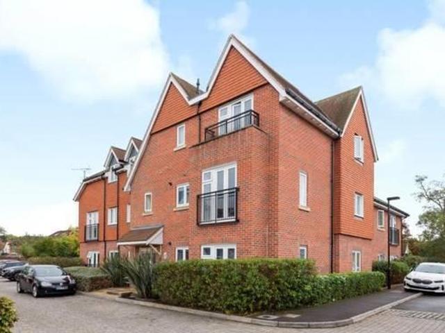 House for sale in Surrey, England