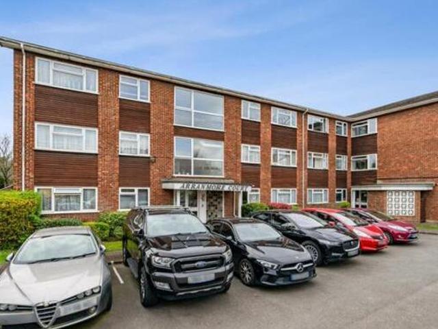 House for sale in Bushey