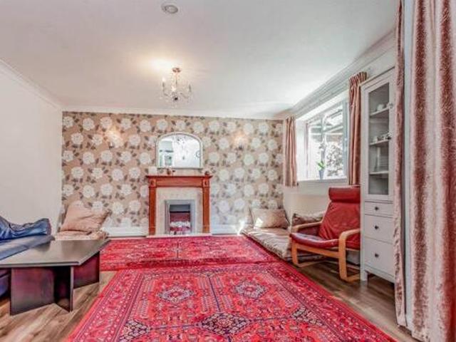 House for sale in Bushey
