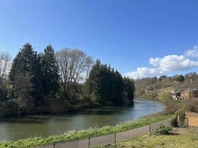 Flat for sale in Feckenham, City Of Bristol